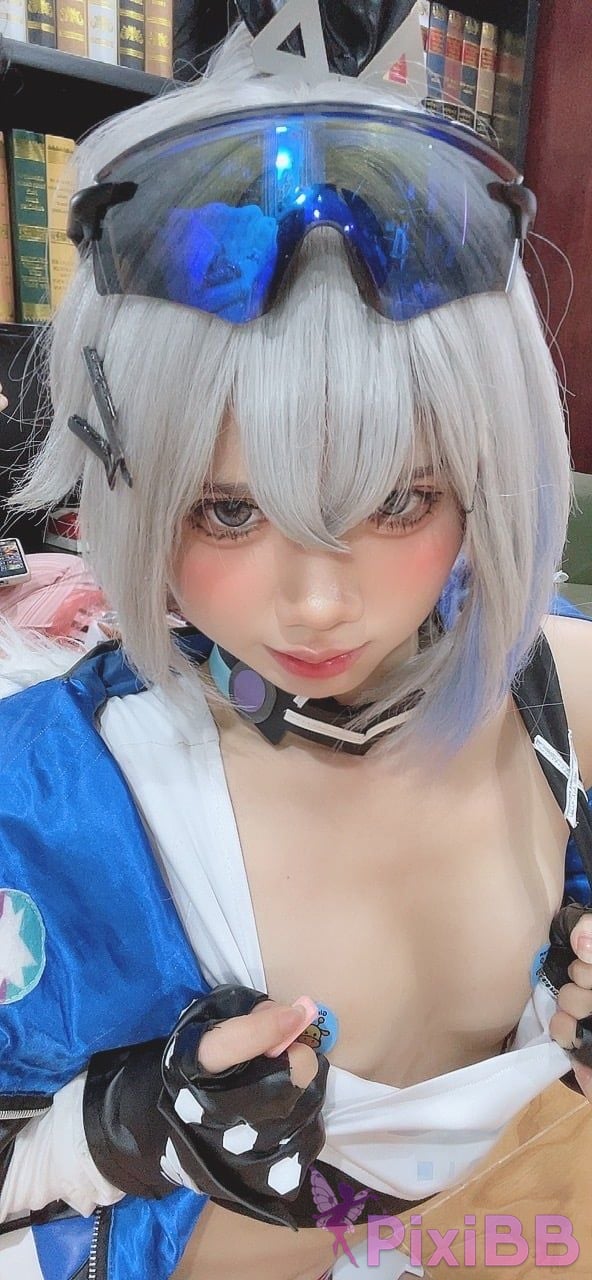 Coser PoppaChan Silver Wolf PixiBB.COM 078
