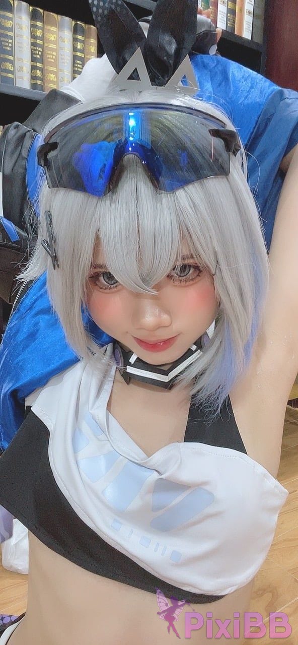 Coser PoppaChan Silver Wolf PixiBB.COM 081