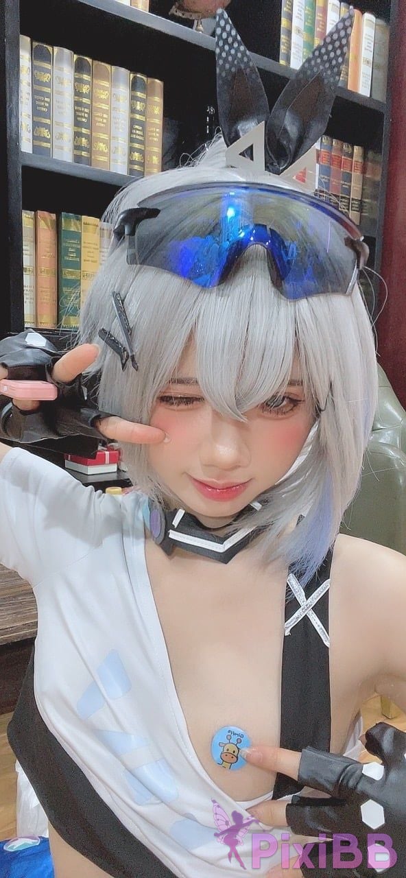 Coser PoppaChan Silver Wolf PixiBB.COM 089