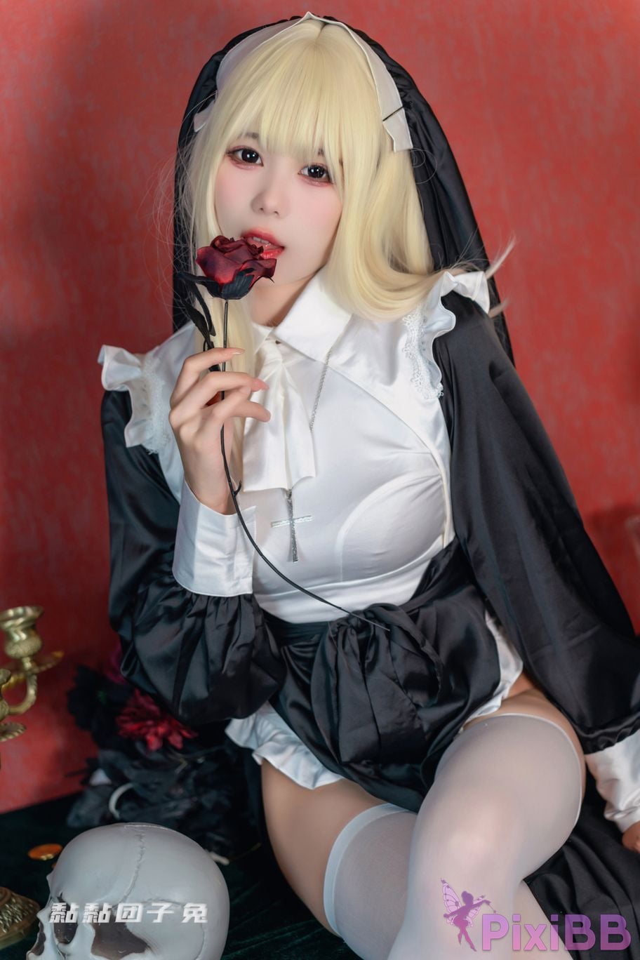 Coser Nun PixiBB.COM 010