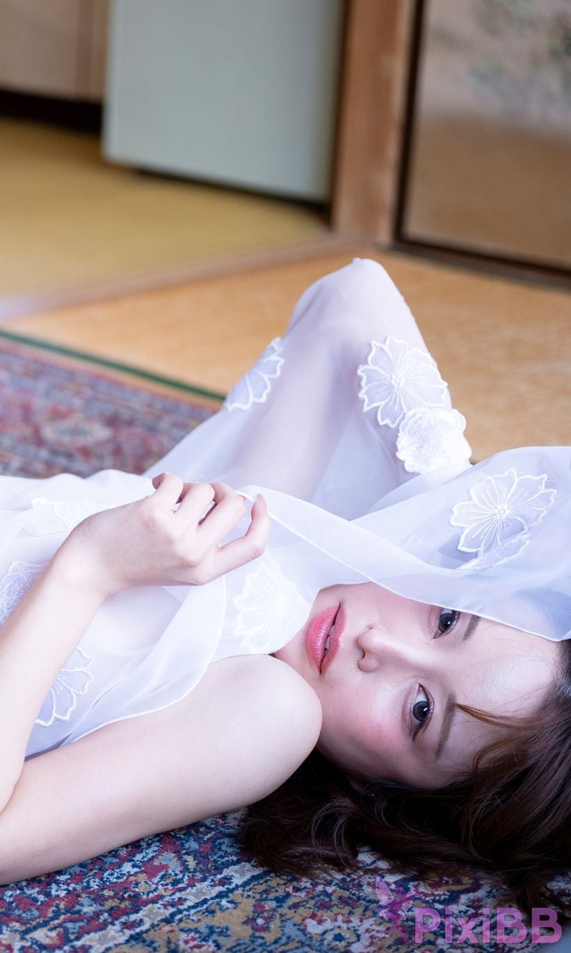Japanese Idol Mayuki Itou Ito digital photo book I Miss You PixiBB.COM 079