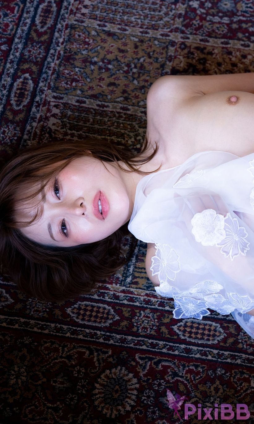 Japanese Idol Mayuki Itou Ito digital photo book I Miss You PixiBB.COM 084