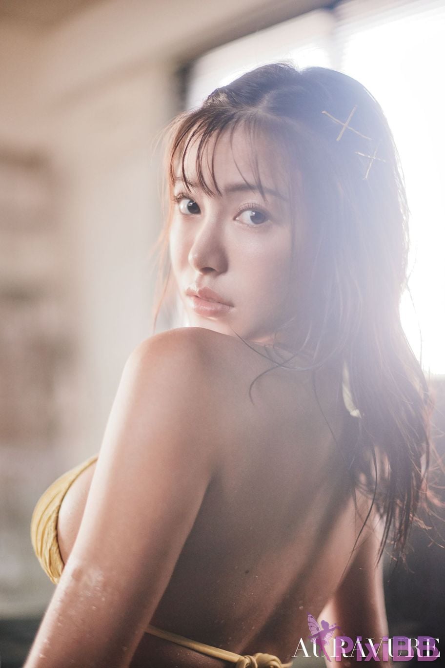 Japanese Idol Takara Suzuki Hijiri aura bule magazine 2 PixiBB.COM 026
