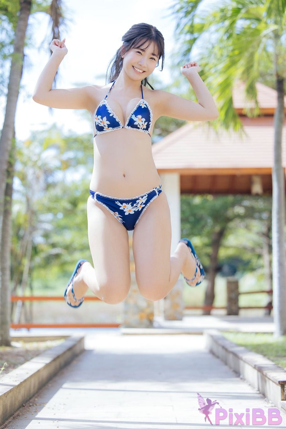 Japan Model Amau Kisumi Would you like to hug me PixiBB.COM 032