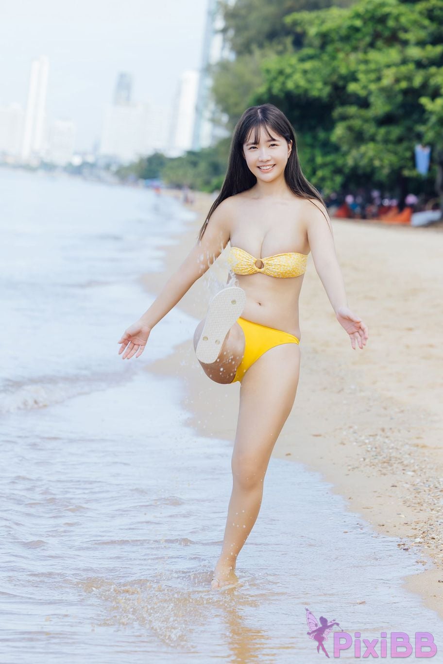 Japan Model Amau Kisumi Would you like to hug me PixiBB.COM 058