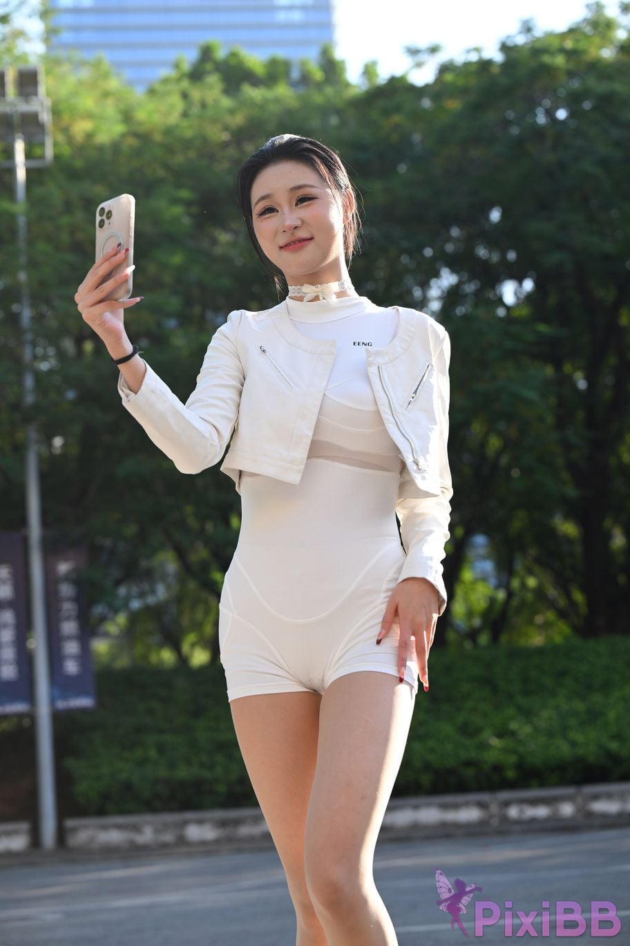 Featured Street Photography Works No.5631 Shredded Pork Long Legs Guoguo PixiBB.COM 084