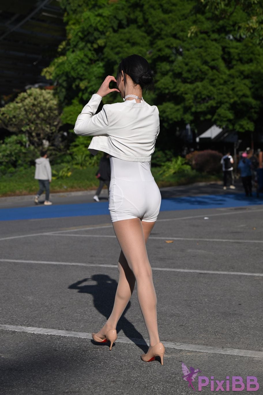 Featured Street Photography Works No.5631 Shredded Pork Long Legs Guoguo PixiBB.COM 171