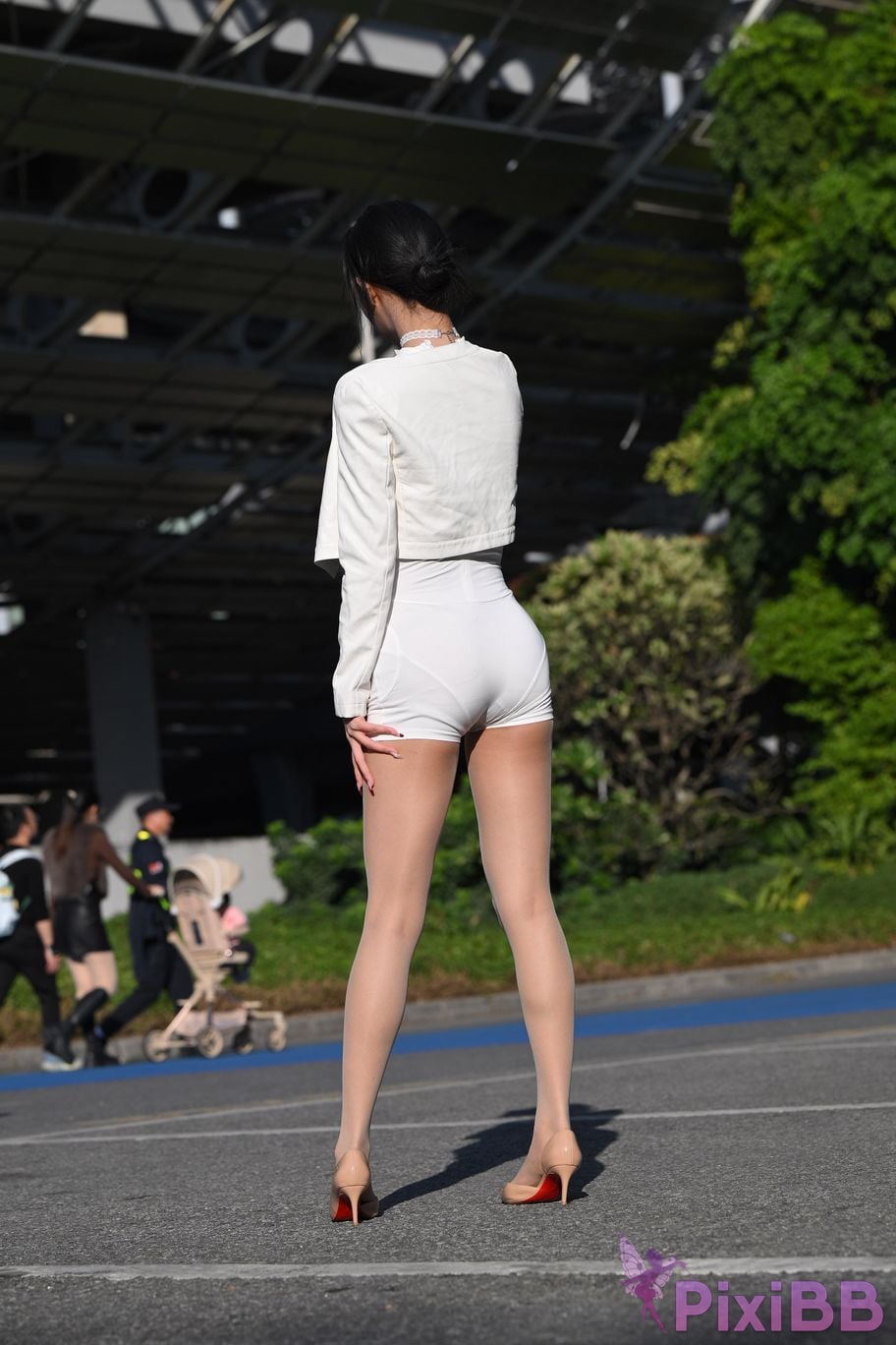 Featured Street Photography Works No.5631 Shredded Pork Long Legs Guoguo PixiBB.COM 204