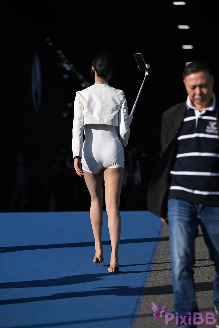 Featured Street Photography Works No.5631 Shredded Pork Long Legs Guoguo PixiBB.COM 265