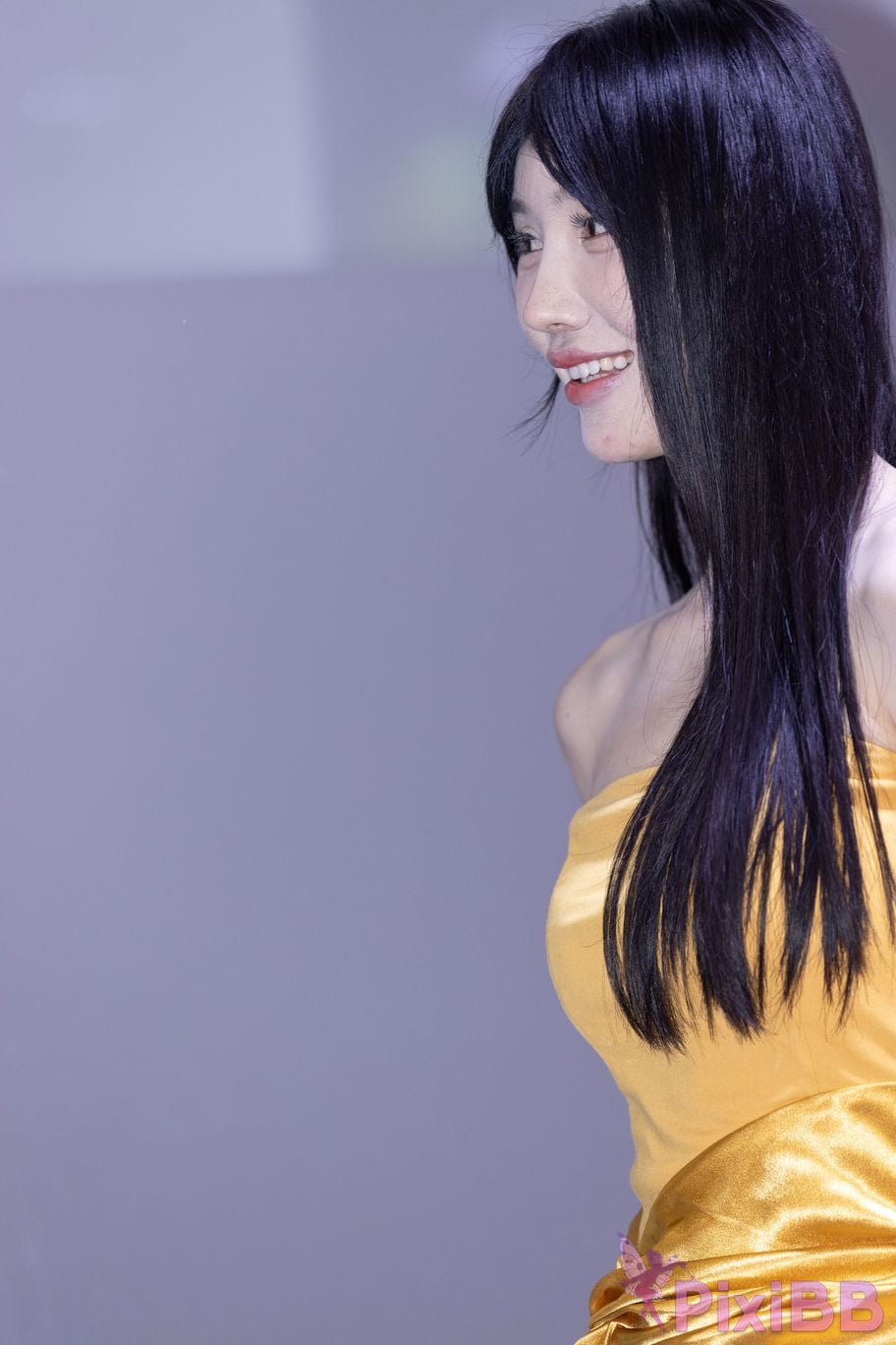 Featured Street Photography Works No.5633 Suspender yellow skirt Li Yien PixiBB.COM 032