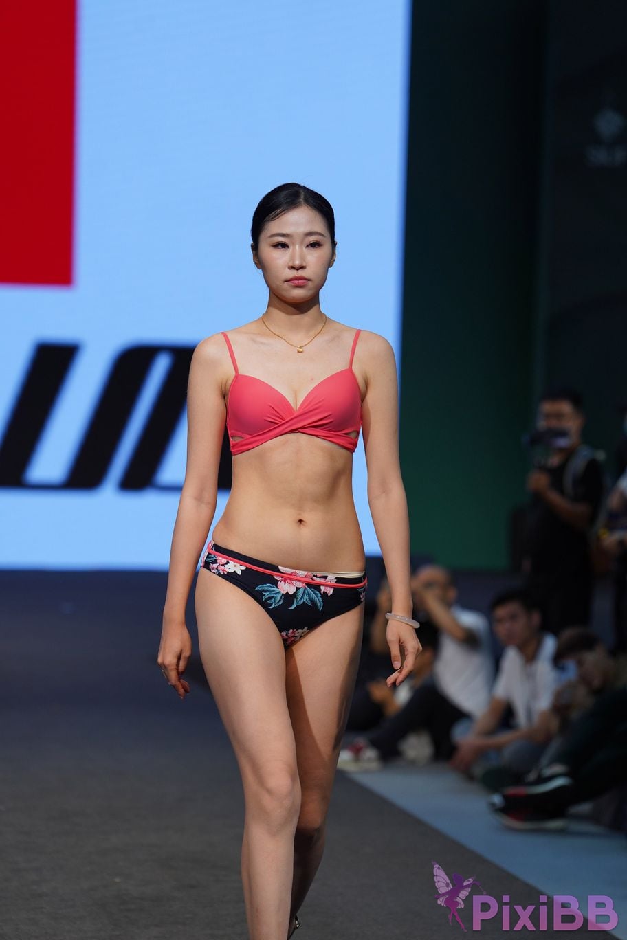 Featured Street Photography Works No.5636 Underwear Exhibition 32 PixiBB.COM 012