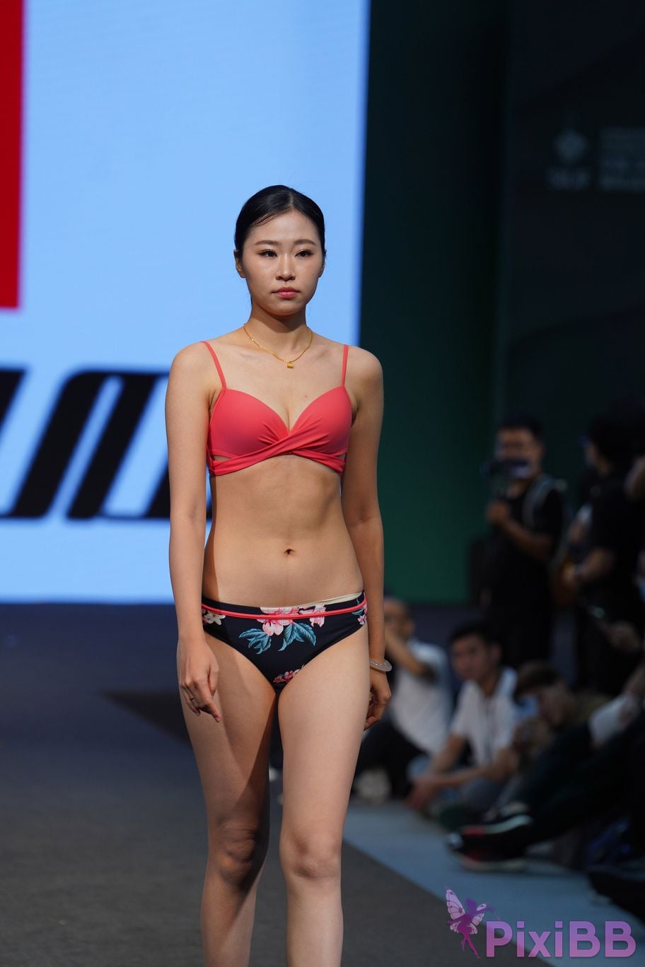 Featured Street Photography Works No.5636 Underwear Exhibition 32 PixiBB.COM 013