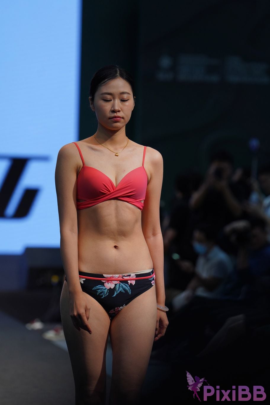 Featured Street Photography Works No.5636 Underwear Exhibition 32 PixiBB.COM 017