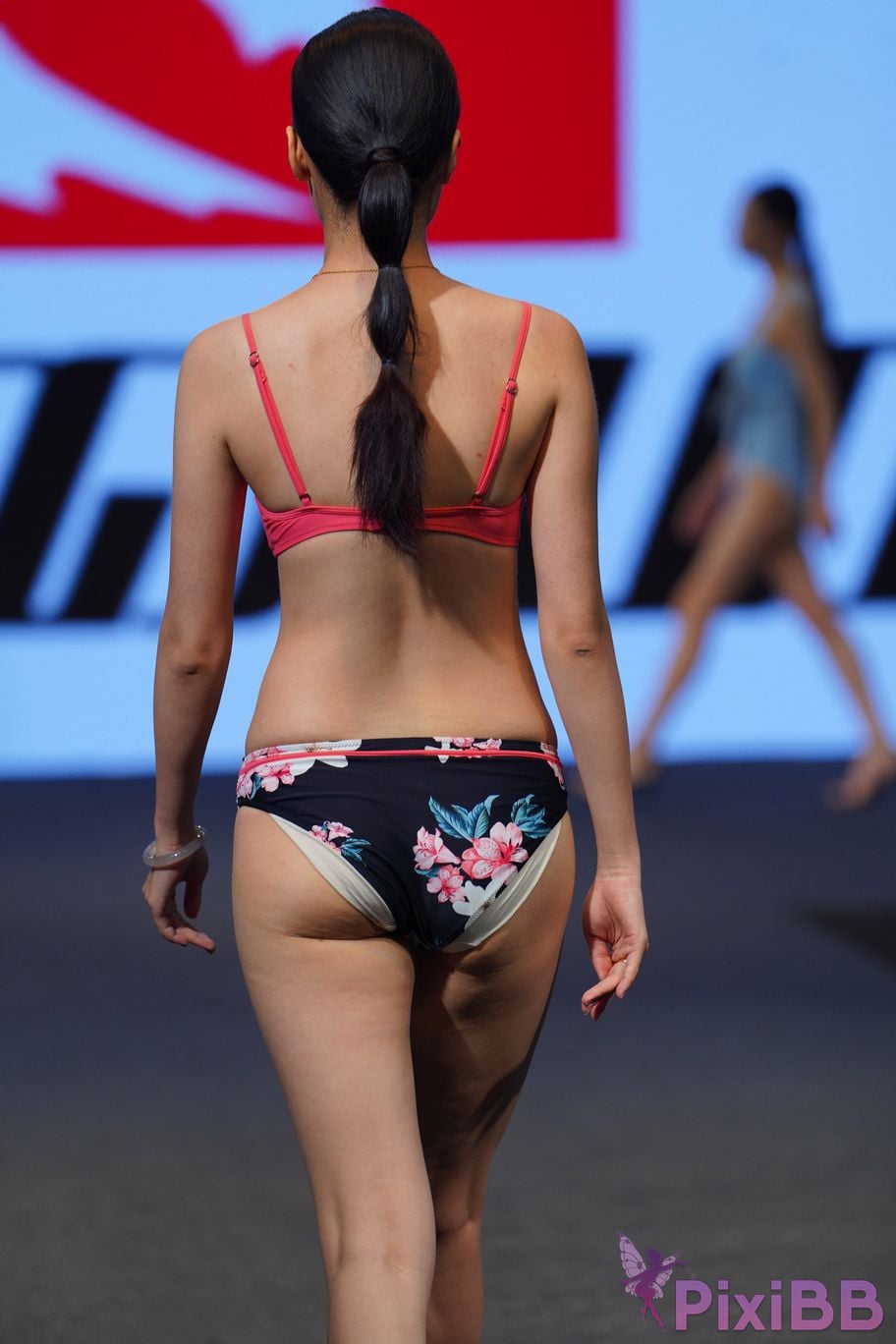 Featured Street Photography Works No.5636 Underwear Exhibition 32 PixiBB.COM 019