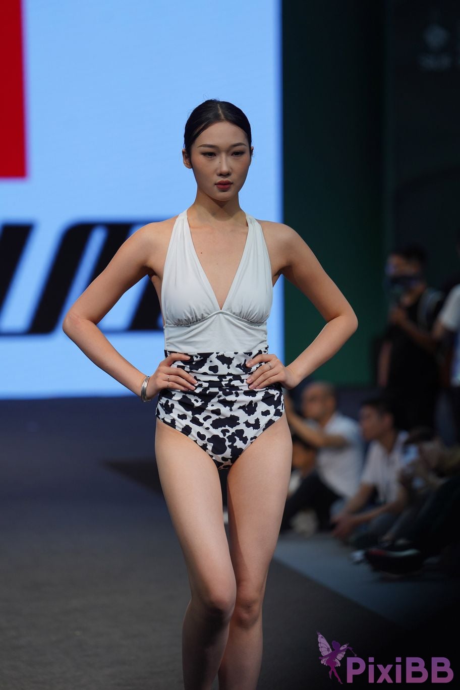 Featured Street Photography Works No.5636 Underwear Exhibition 32 PixiBB.COM 067