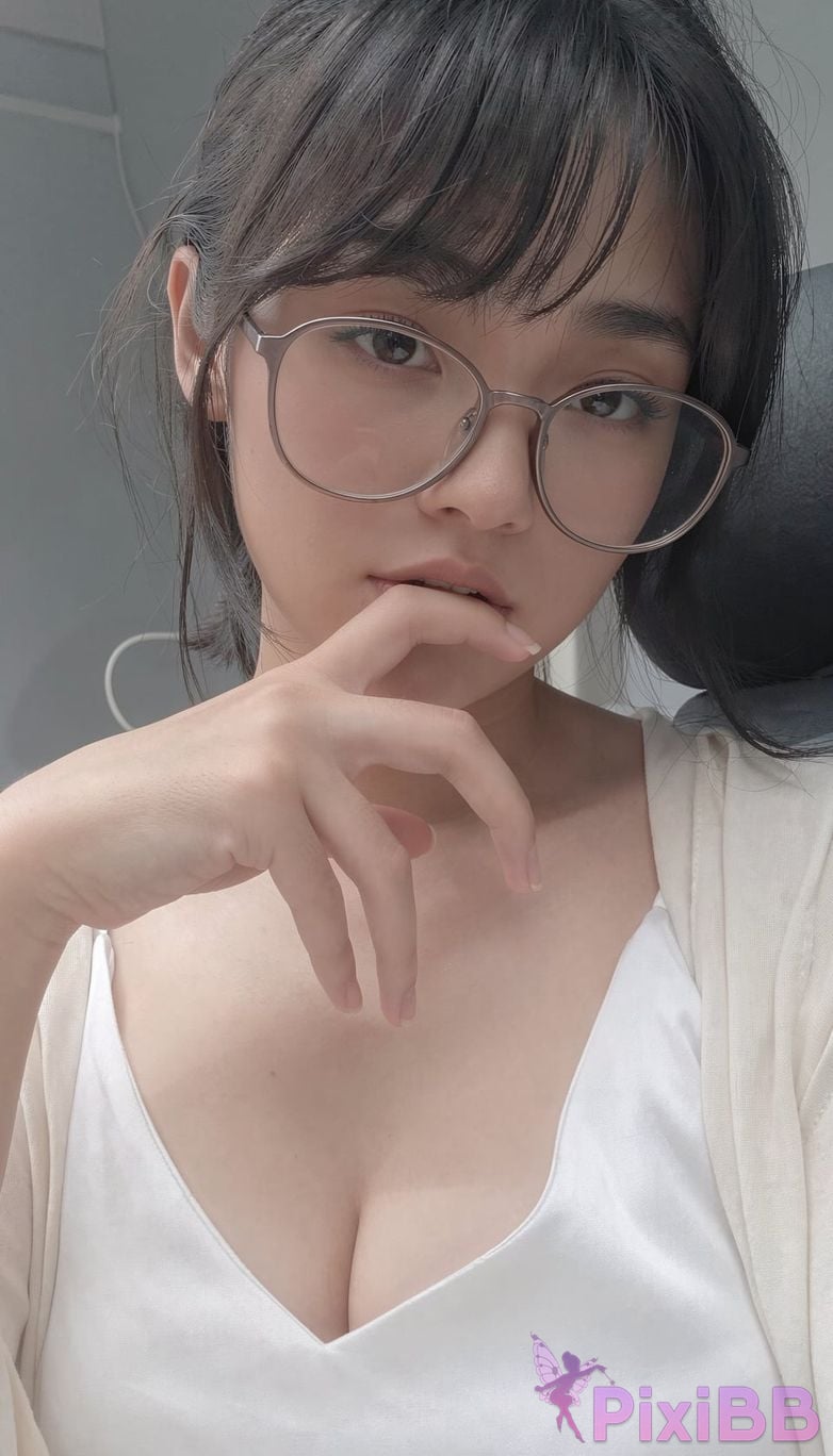 OtherXXX Xiaomayi2024 Nine headed big breasted welfare girl exposed in front of others for training PixiBB.COM 019