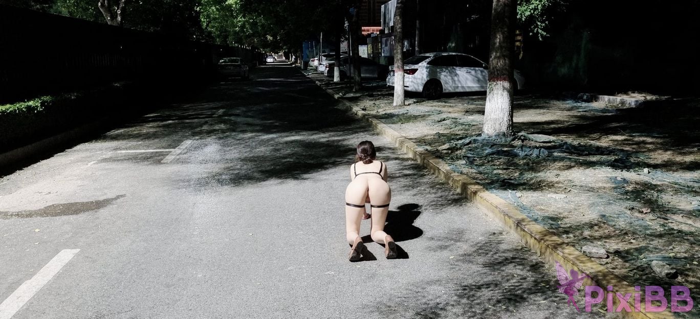 OtherXXX Qinger beautiful butt exposed in front of others Seducing the old man PixiBB.COM 070