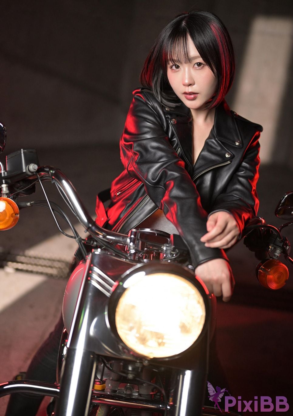 Japanese Idol Yuki Yomichi night snow Arms Magazine Digital Photo Collection BOOK in GUN ACTION PixiBB.COM 003