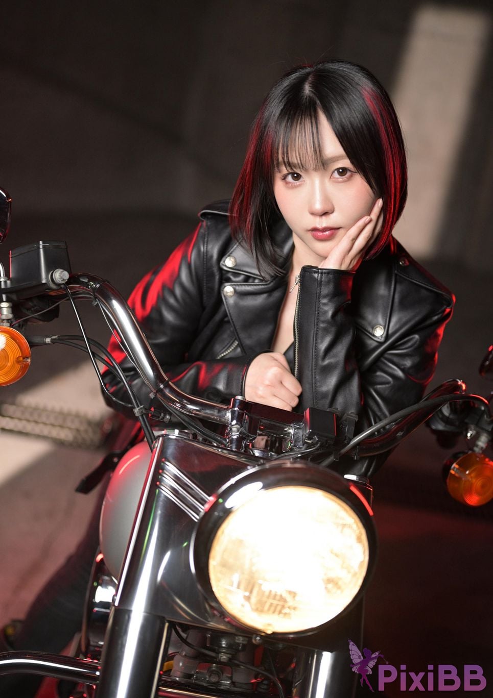 Japanese Idol Yuki Yomichi night snow Arms Magazine Digital Photo Collection BOOK in GUN ACTION PixiBB.COM 004