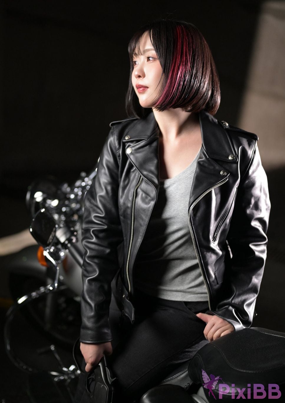 Japanese Idol Yuki Yomichi night snow Arms Magazine Digital Photo Collection BOOK in GUN ACTION PixiBB.COM 043