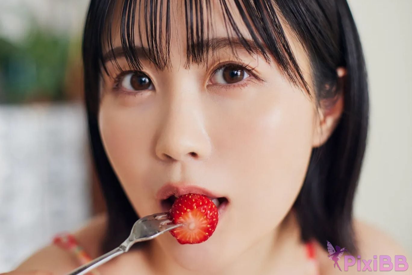 Japanese Idol Yuki Yomichi Night Road Snow FRIDAY Digital Photo Book Lets do it PixiBB.COM 066