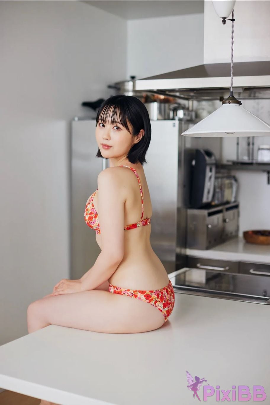 Japanese Idol Yuki Yomichi Night Road Snow FRIDAY Digital Photo Book Lets do it PixiBB.COM 070
