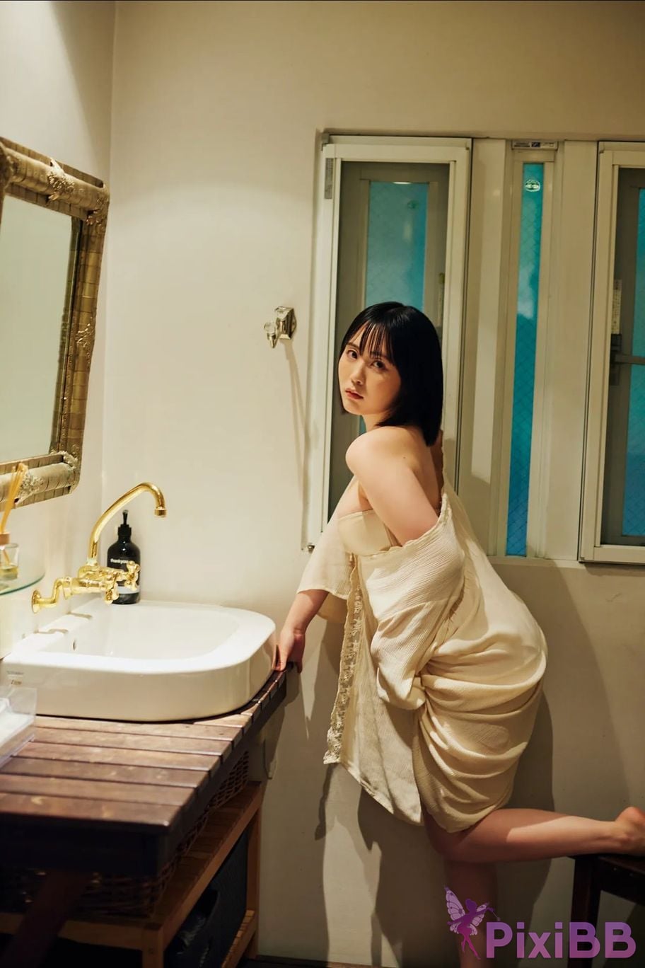 Japanese Idol Yuki Yomichi Night Road Snow FRIDAY Digital Photo Book Lets do it PixiBB.COM 146