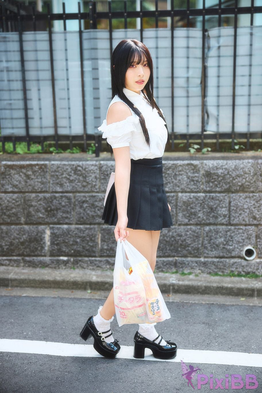 Japanese Idol Mitsuhashikun Mitsuhashi kun in the lees collaboration gravure Expanded version Complete 50P Yanmaga Other YM2025 Year 28 Issue unreleased cut digital photo b 022 PixiBB.COM