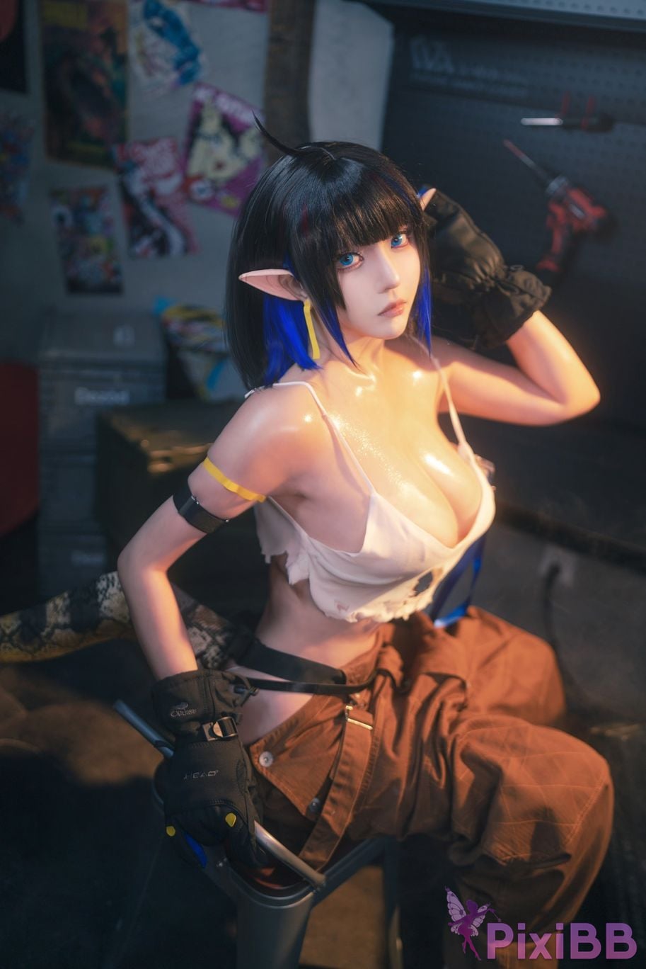Takomayuyi 菌烨 Eunectes Forgemaster (Arknights) PixiBB.COM 5