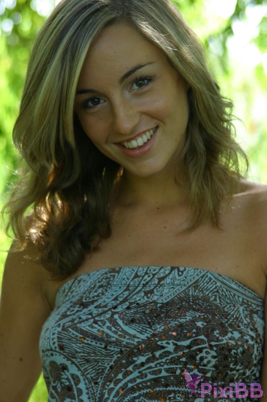 onlymelanie onlymelanie 101 039 PixiBB.COM