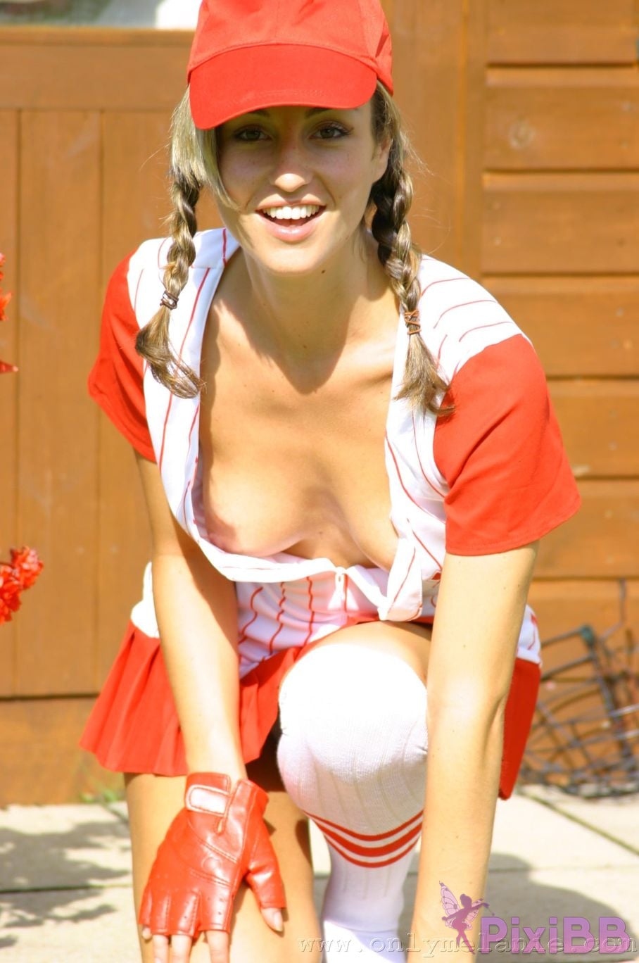 onlymelanie onlymelanie 102 030 PixiBB.COM