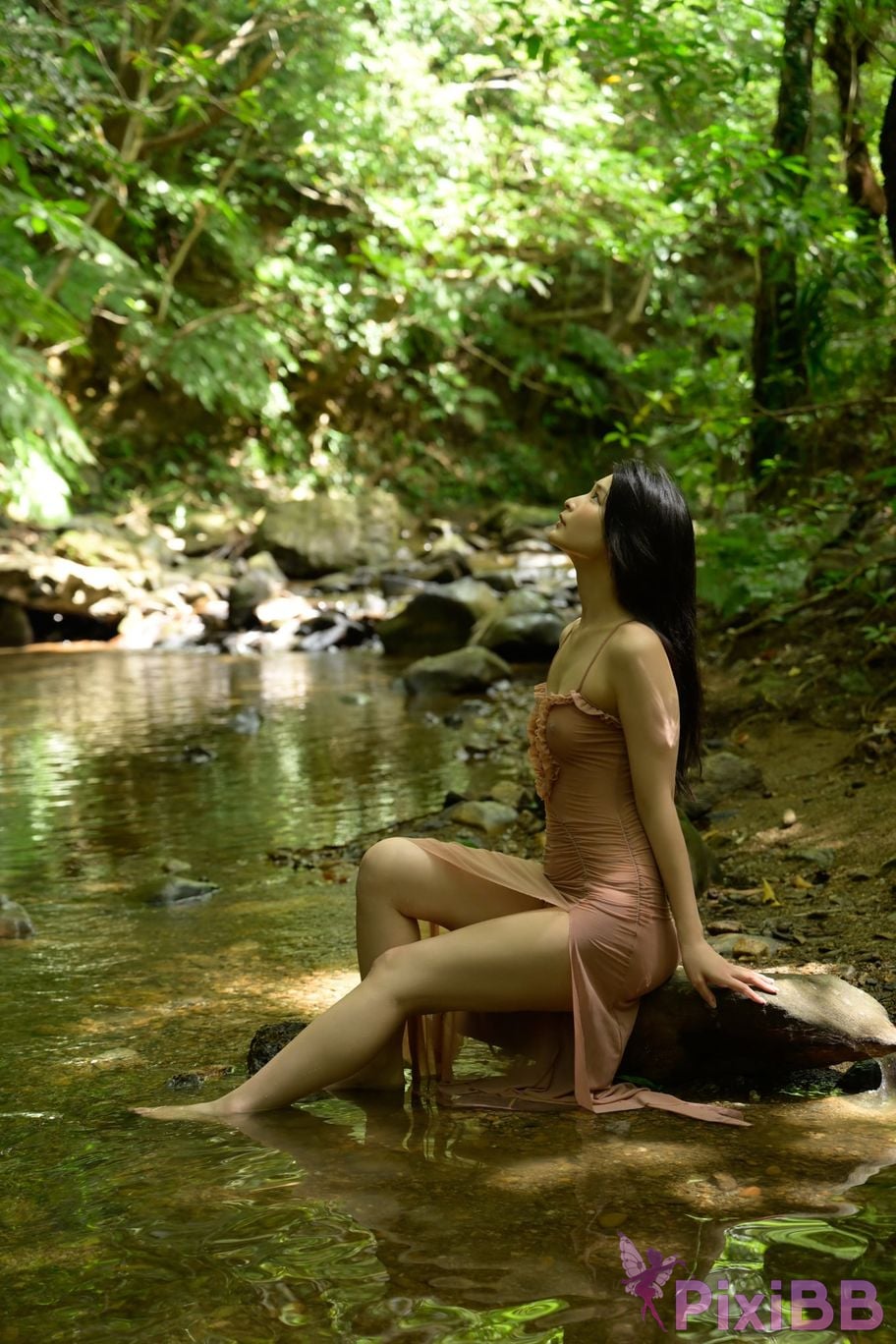 Japanese Idol Suzu Honjo FRIDAY digital photo book The height of beauty Vol.1 PixiBB.COM 025