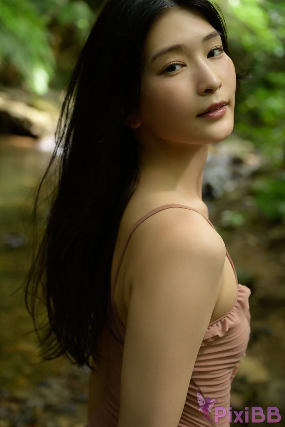 Japanese Idol Suzu Honjo FRIDAY digital photo book The height of beauty Vol.1 PixiBB.COM 026