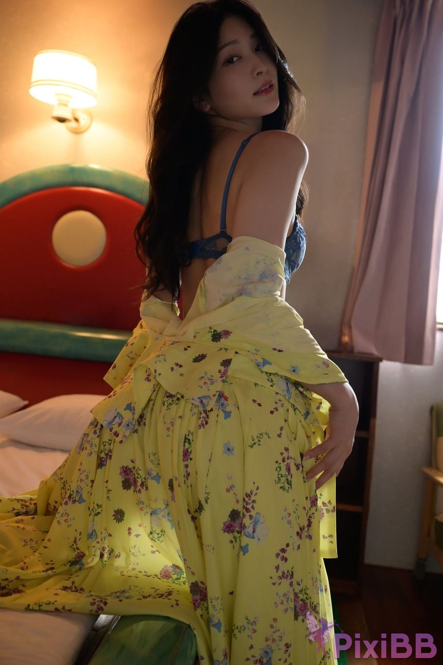 Japanese Idol Suzu Honjo FRIDAY digital photo book The height of beauty Vol.1 PixiBB.COM 040