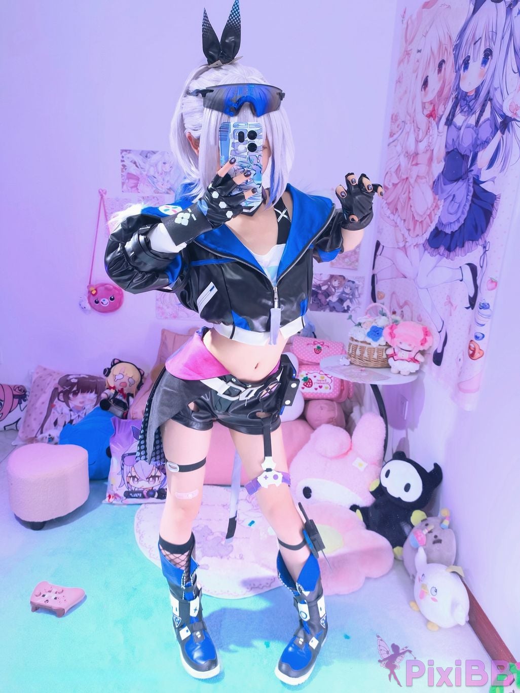 Cosplayer Somezo ran3 Collapsed Star Dome Railway silver wolf shirt PixiBB.COM 002