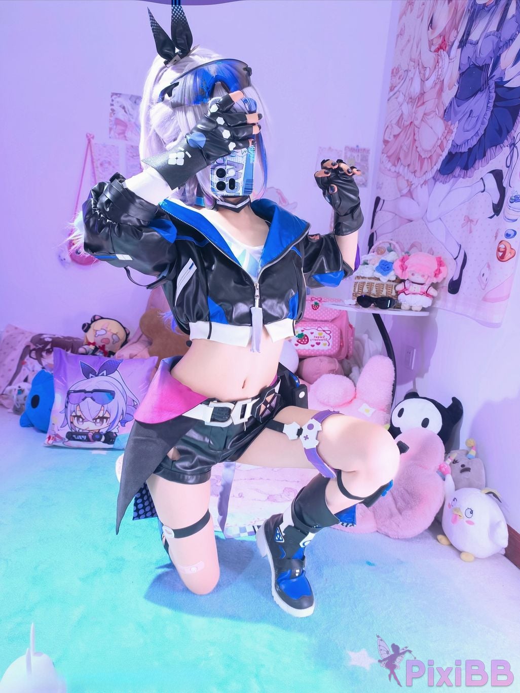 Cosplayer Somezo ran3 Collapsed Star Dome Railway silver wolf shirt PixiBB.COM 019