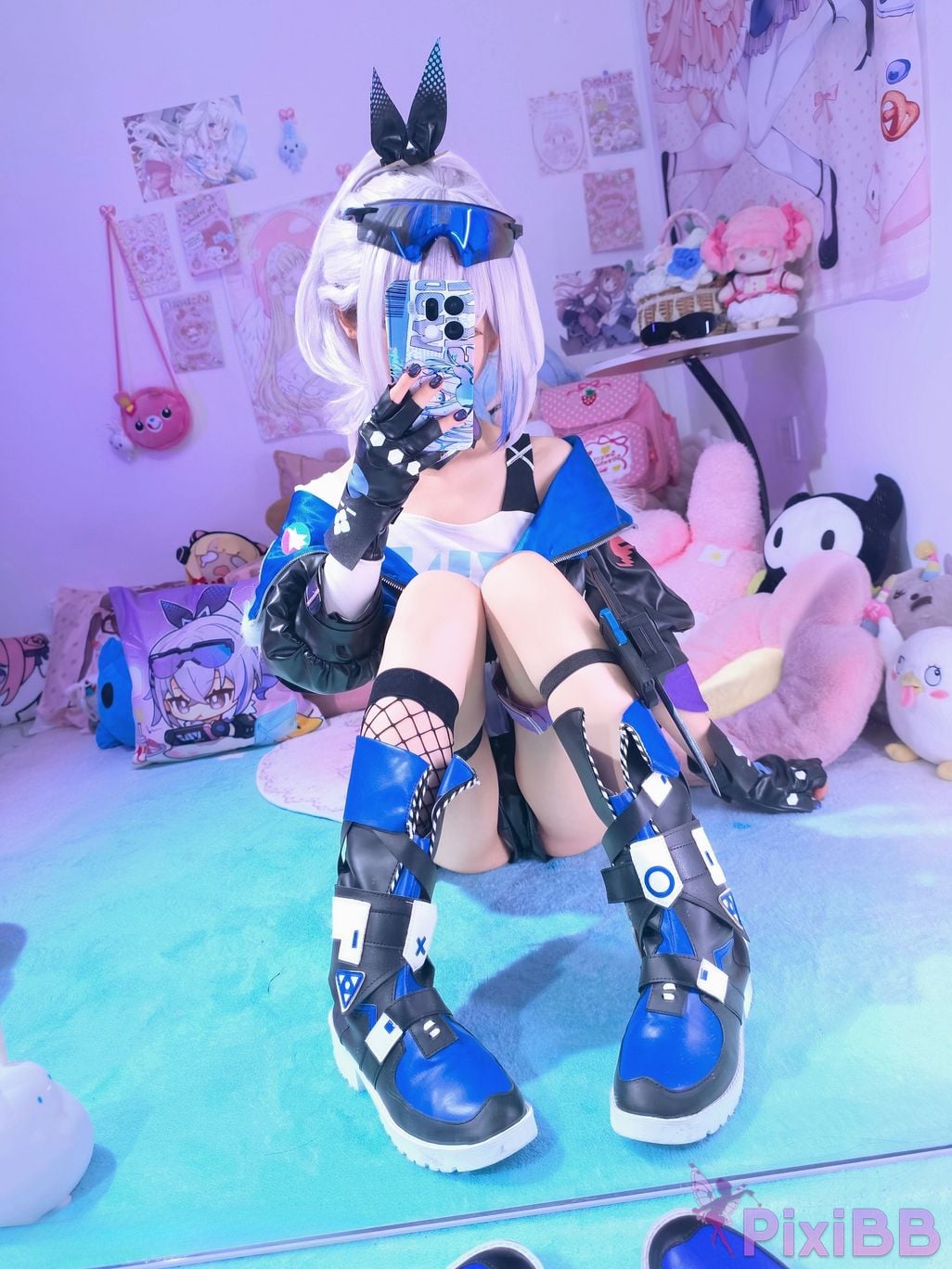 Cosplayer Somezo ran3 Collapsed Star Dome Railway silver wolf shirt PixiBB.COM 020