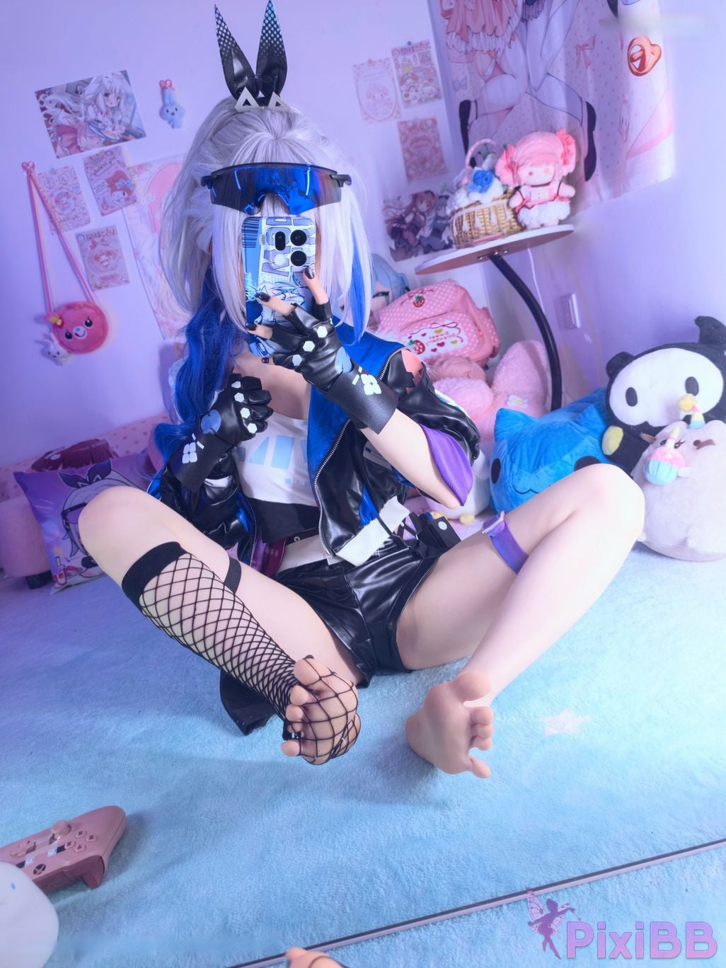 Cosplayer Somezo ran3 Collapsed Star Dome Railway silver wolf shirt PixiBB.COM 045