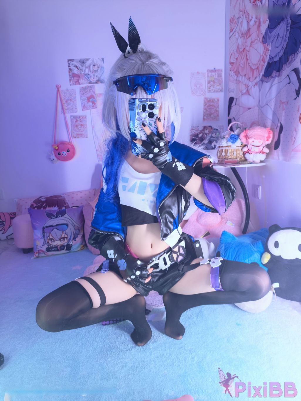 Cosplayer Somezo ran3 Collapsed Star Dome Railway silver wolf shirt PixiBB.COM 057