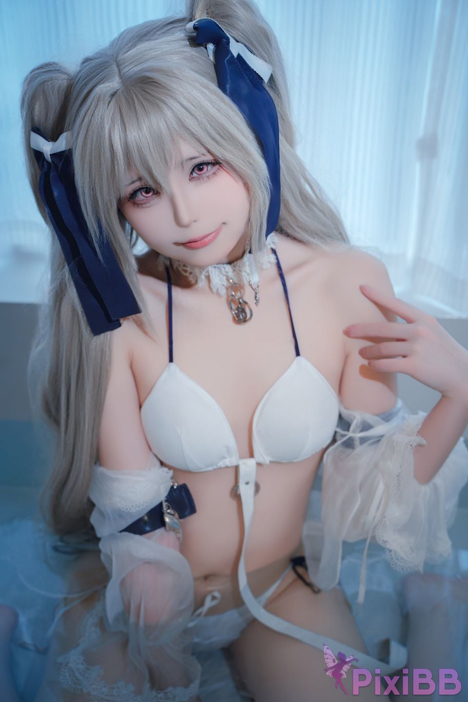 Cosplayer Quan Ran is a little hungry Anchorage Swimwear PixiBB.COM 025