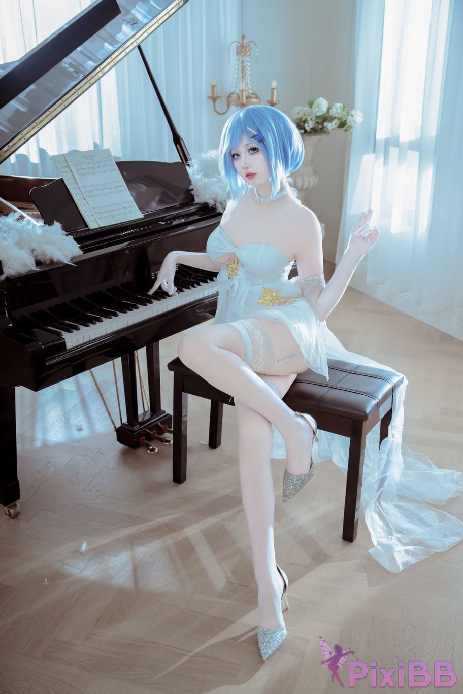 Cosplayer ten sad little wood azur lane Chapayev PixiBB.COM 005