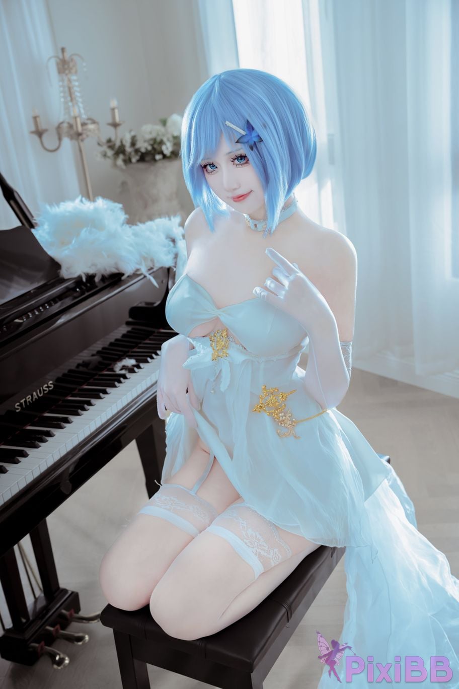 Cosplayer ten sad little wood azur lane Chapayev PixiBB.COM 024