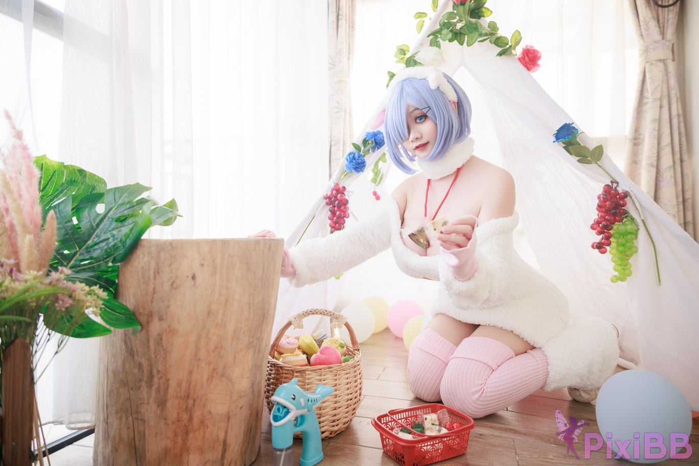 Cosplayer A Xuexue Rem lamb PixiBB.COM 006