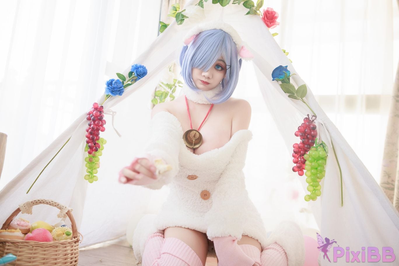 Cosplayer A Xuexue Rem lamb PixiBB.COM 010