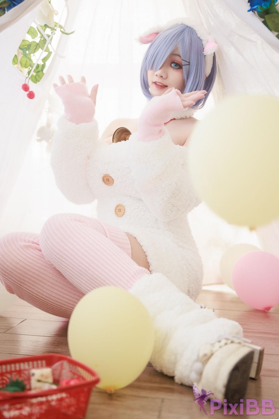 Cosplayer A Xuexue Rem lamb PixiBB.COM 014