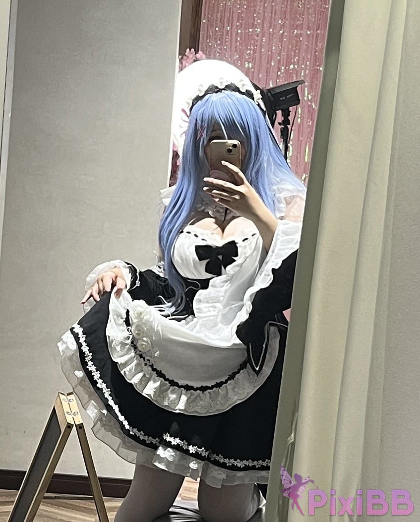 Cosplayer Ah Ban is very happy today Rem maid PixiBB.COM 029