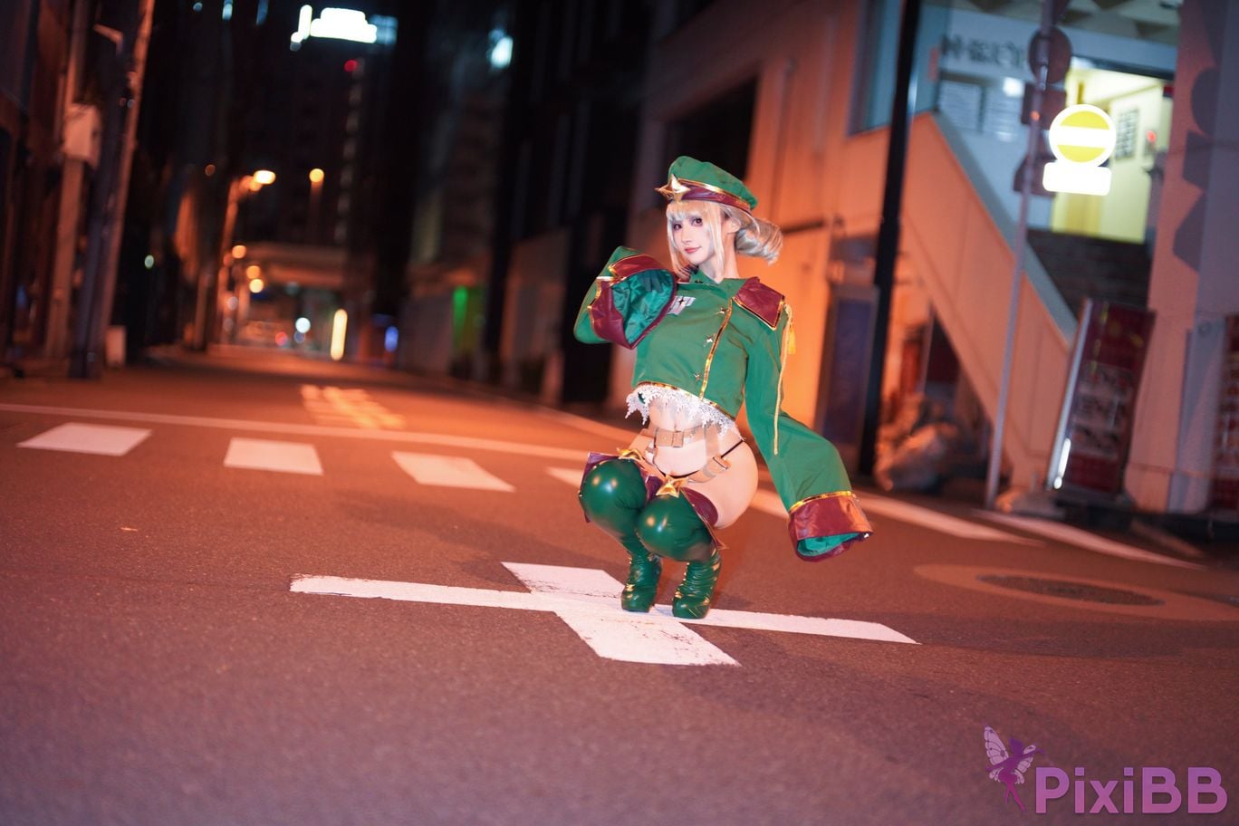 Coser youmeko PixiBB.COM 013