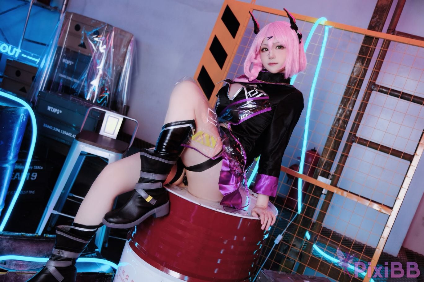 Coser youmeko TESS Set Erophone PixiBB.COM 001