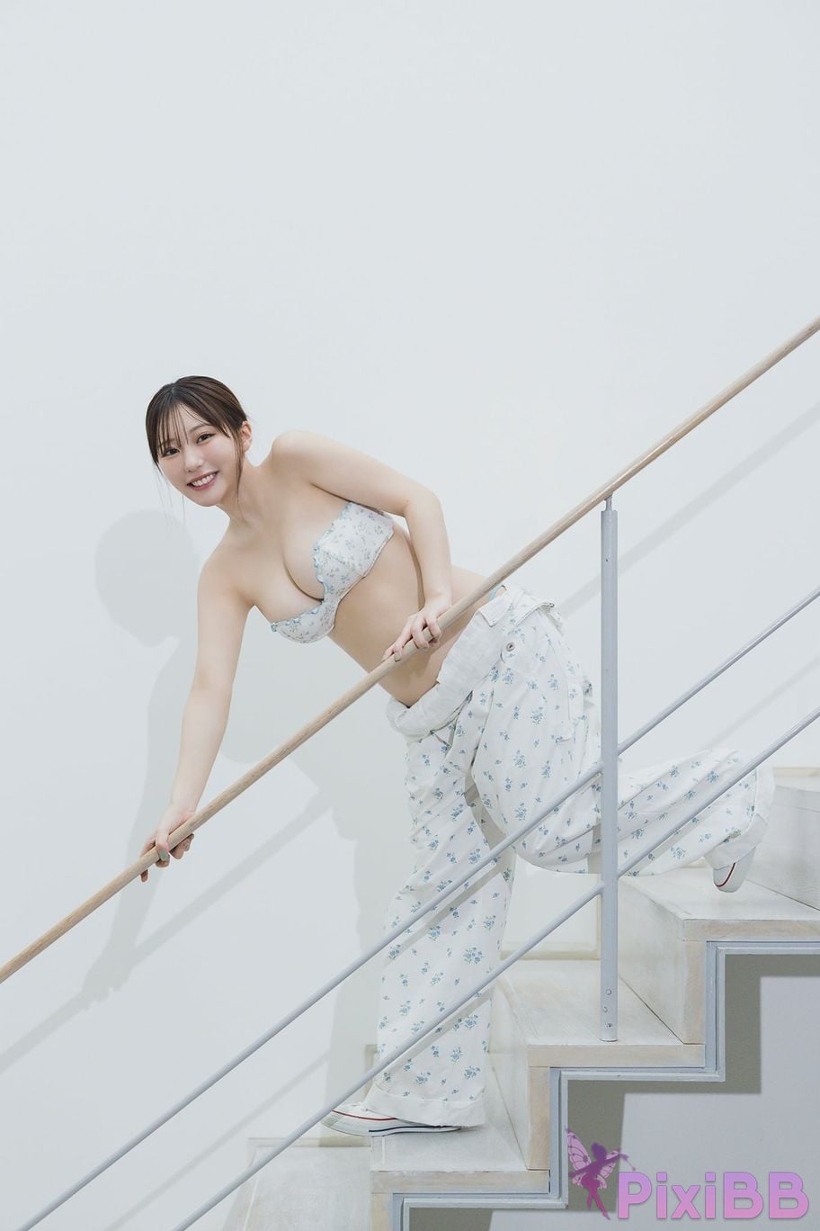 Japanese Idol Miku Tanaka Expanded version Complete 50P Yanmaga Other YM2026 Issue 1 Unpublished Cut digital photo book PixiBB.COM 037