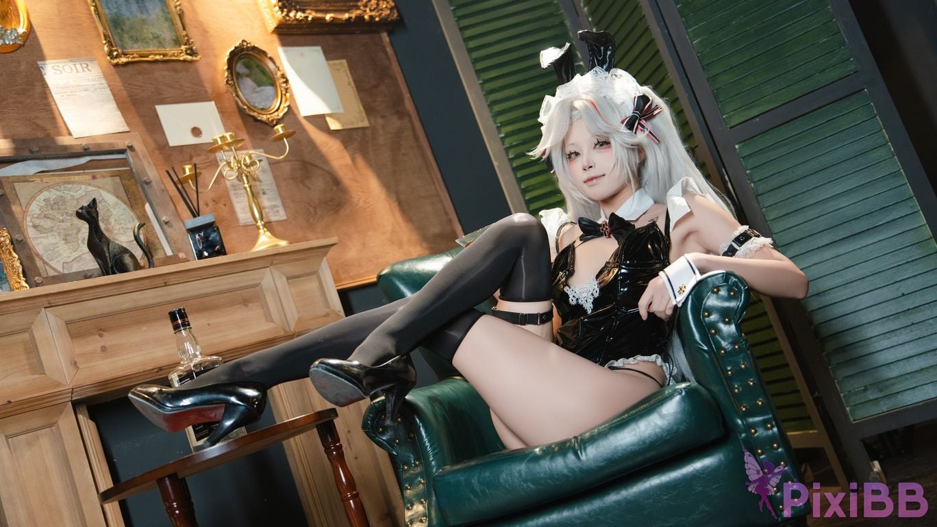 Cosplayer san wu ren xing Eugen bunny girl PixiBB.COM 022